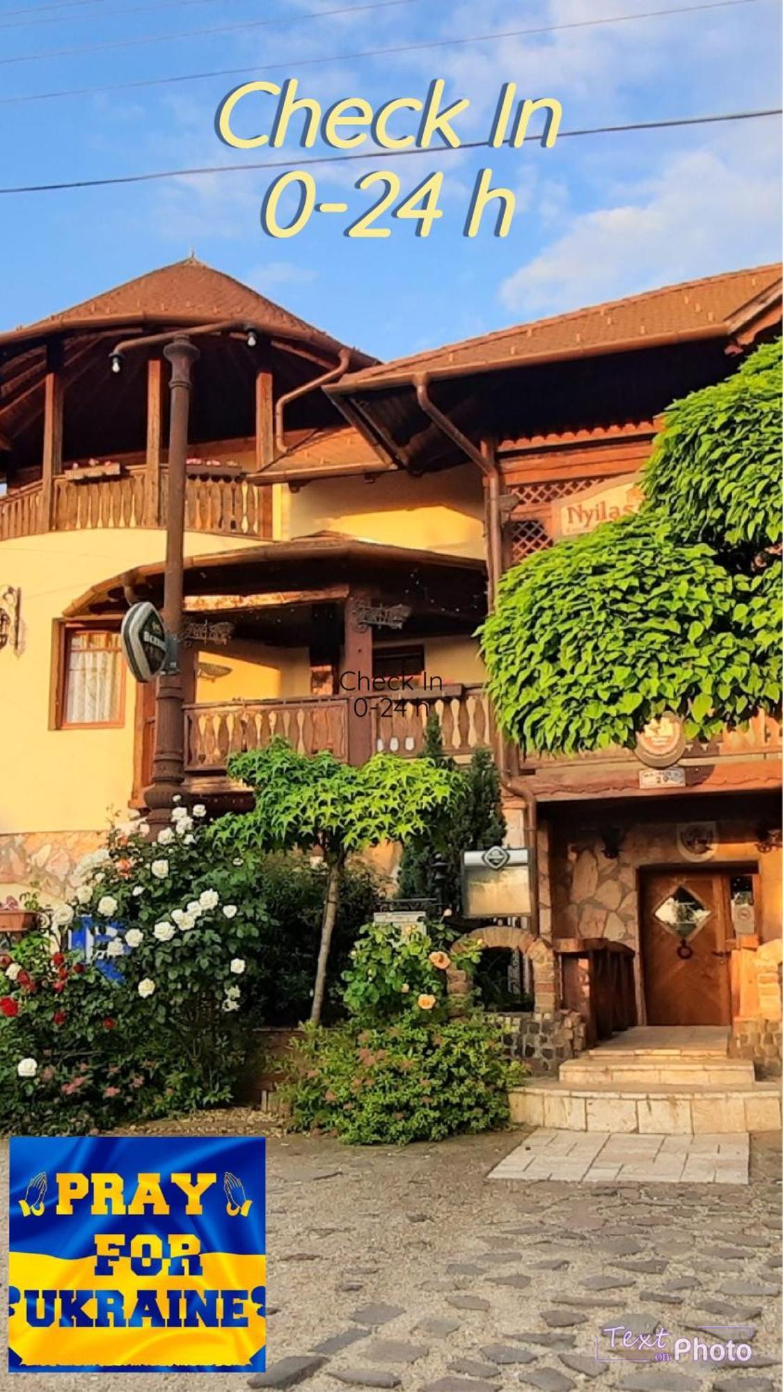 Castle Wellness Resort Sosto Nyiregyhaza Exterior photo